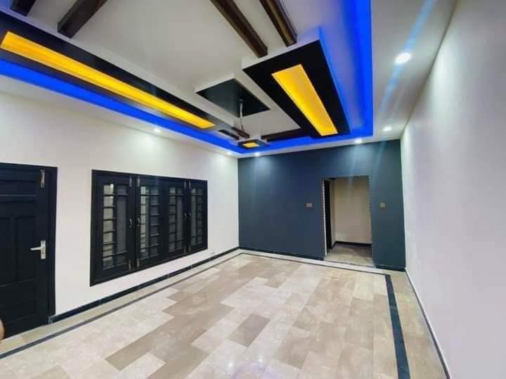 13 MARLA HOUSE AVAILABLE FOR SALE